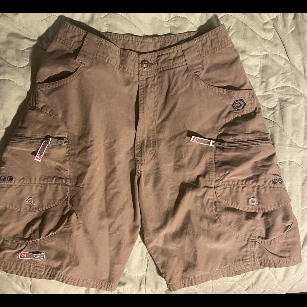 OP boys size 8 cargo hiking/ camp shorts 8” inseam beige